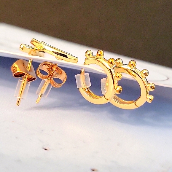 NEW Gold-Plated Earrings 2 Pairs! Studded Huggie Hoops & Curved Double Bar Studs - Picture 9 of 12